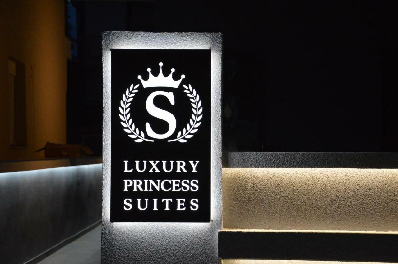 S. Luxury Princess Suite Nea Kallikrateia Buitenkant foto